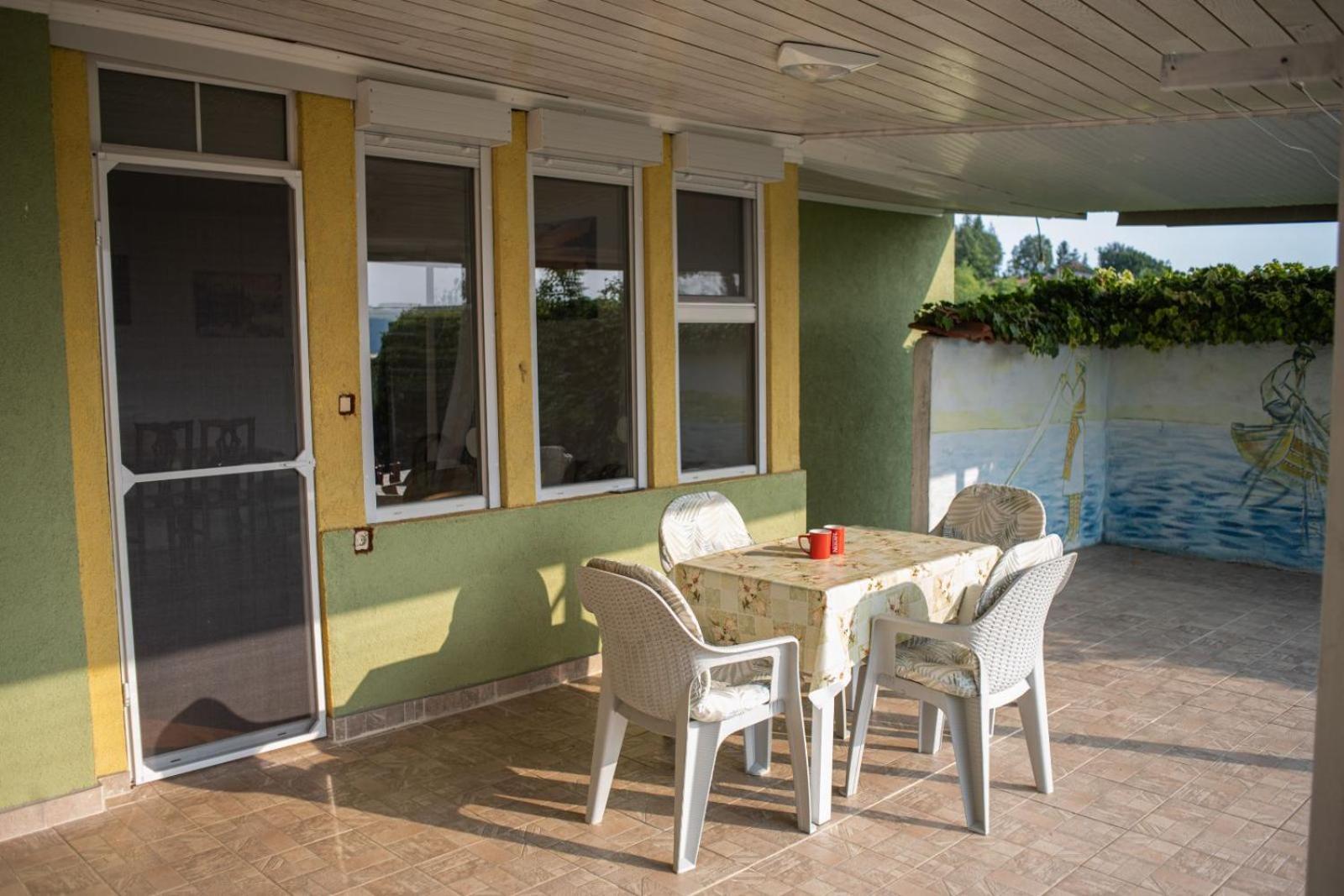 Vacation Home Rot אוהריד מראה חיצוני תמונה